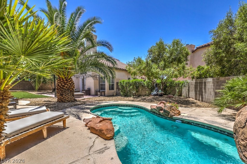 2676 Ridgewater Circle Henderson, NV 89074 - Photo 37 of 41