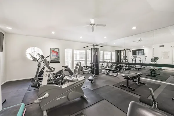 $1,300 | 3231 Allen Parkway, Unit 6103, Houston, TX 77019