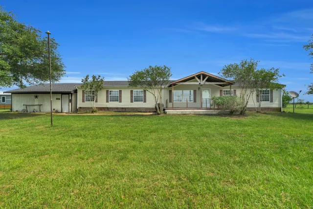 $420,000 | 37038 Bell Road, Waller, TX 77484