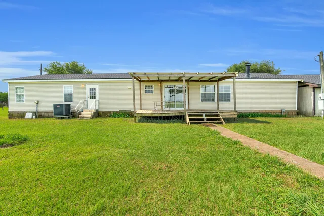 $420,000 | 37038 Bell Road, Waller, TX 77484