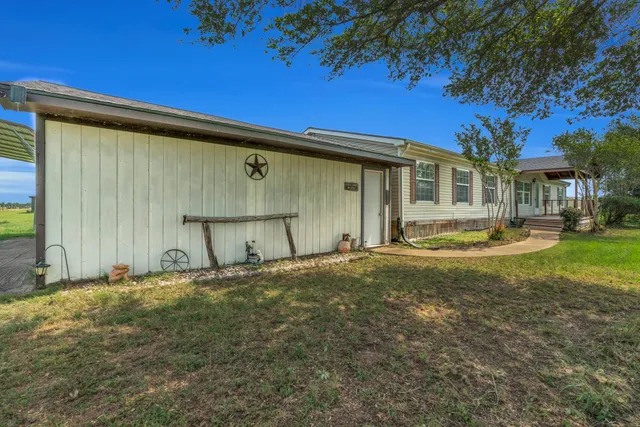 $420,000 | 37038 Bell Road, Waller, TX 77484