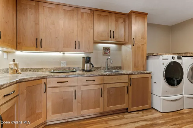 $4,250,000 | 2537 Lakeshore Drive, Sagle, ID 83860