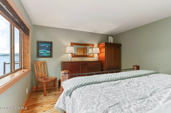 $3,999,990 | 2537 Lakeshore Drive, Sagle, ID 83860