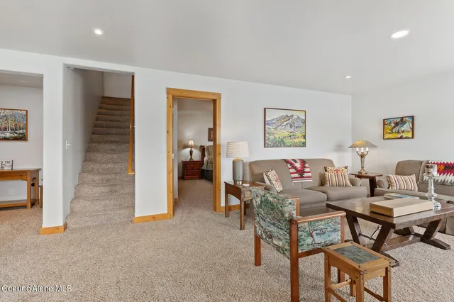 $4,250,000 | 2537 Lakeshore Drive, Sagle, ID 83860