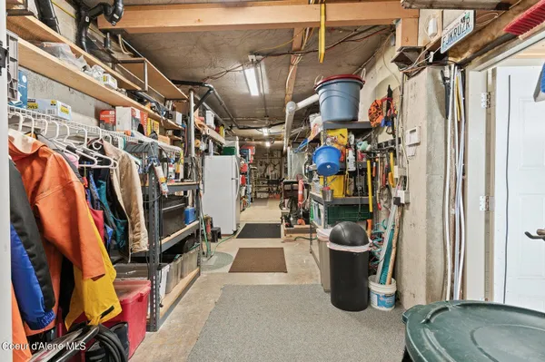 $3,999,990 | 2537 Lakeshore Drive, Sagle, ID 83860