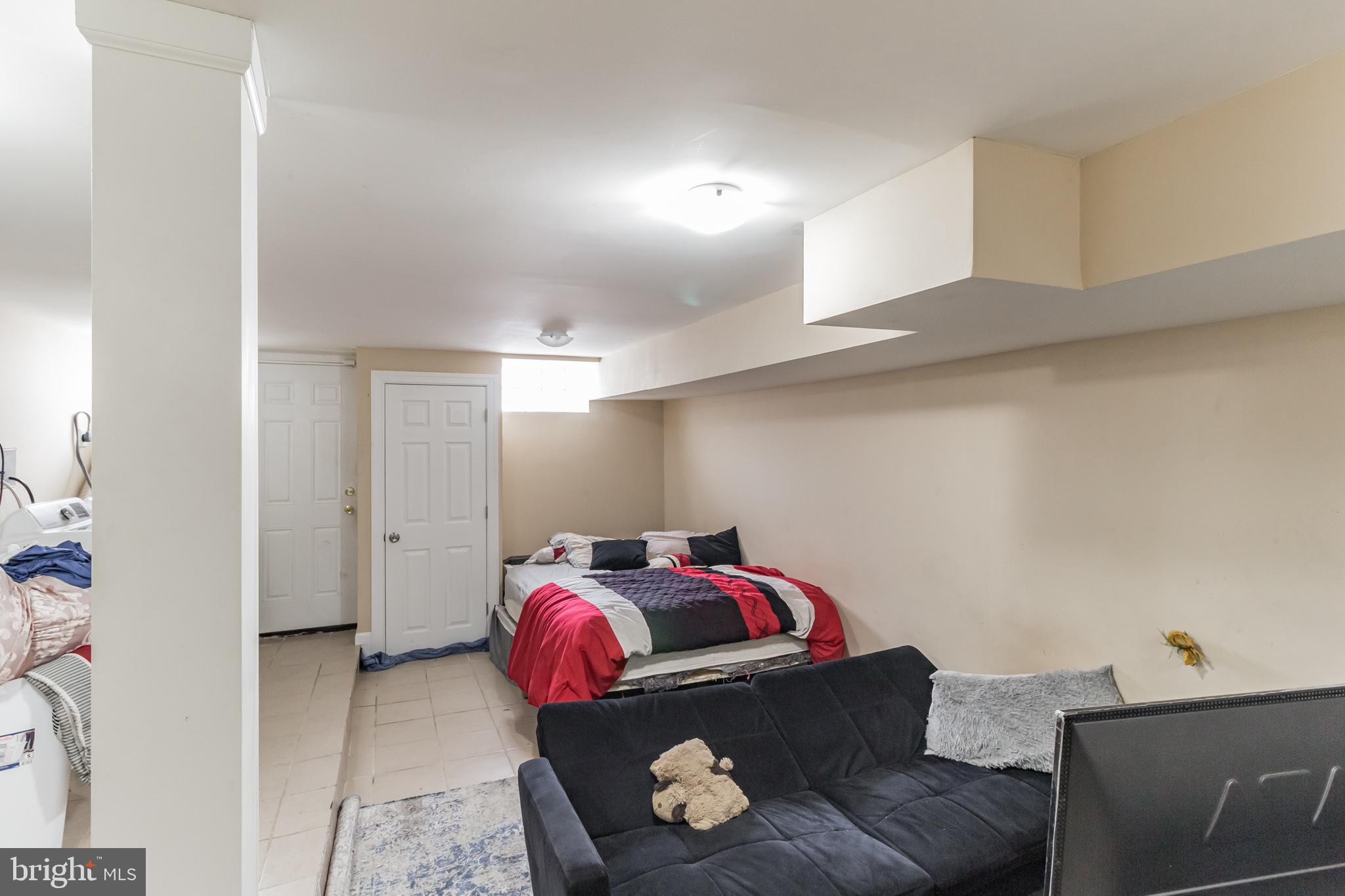 7110 Radbourne Road Upper Darby, PA 19082 - Photo 15 of 16