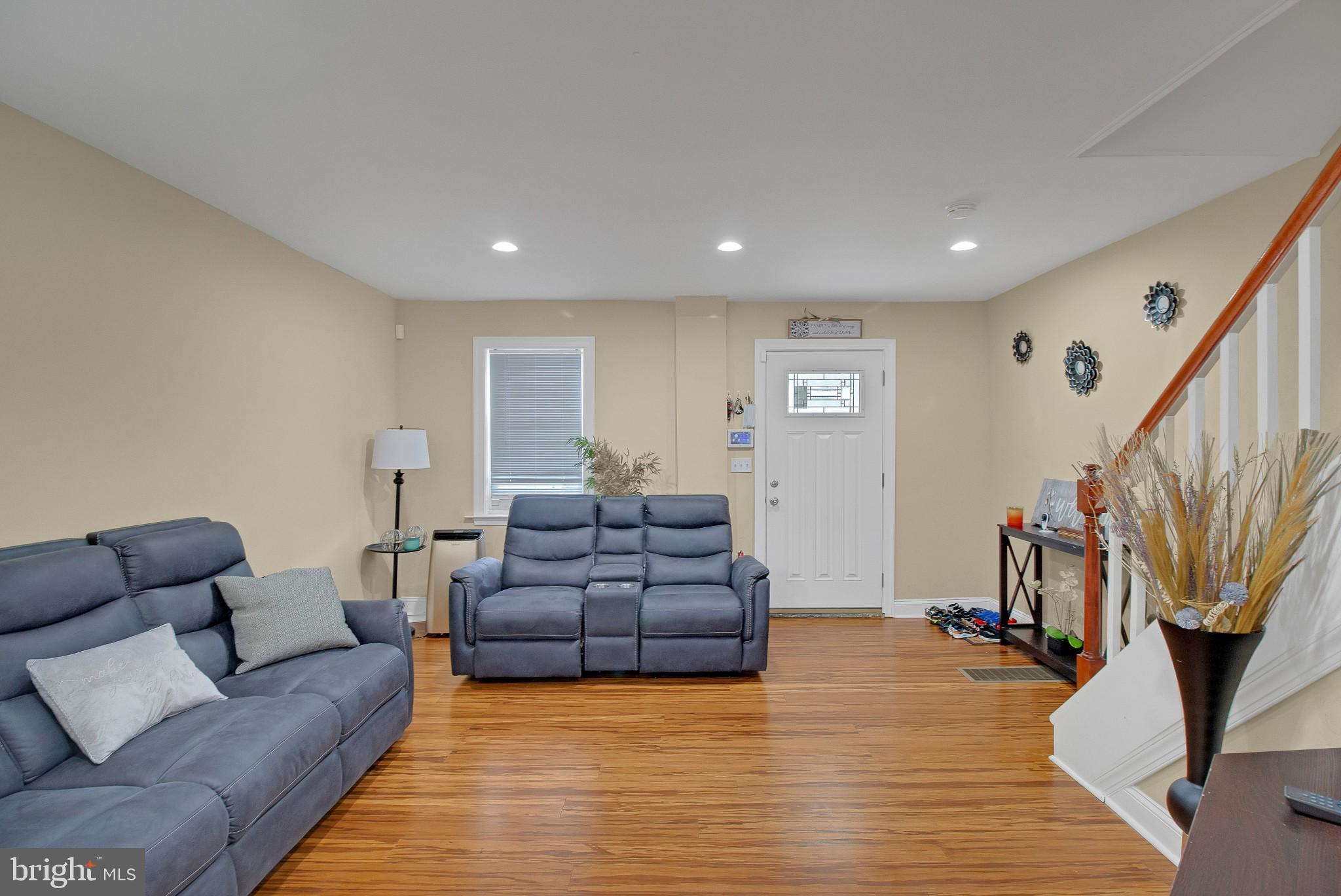 7110 Radbourne Road Upper Darby, PA 19082 - Photo 3 of 16