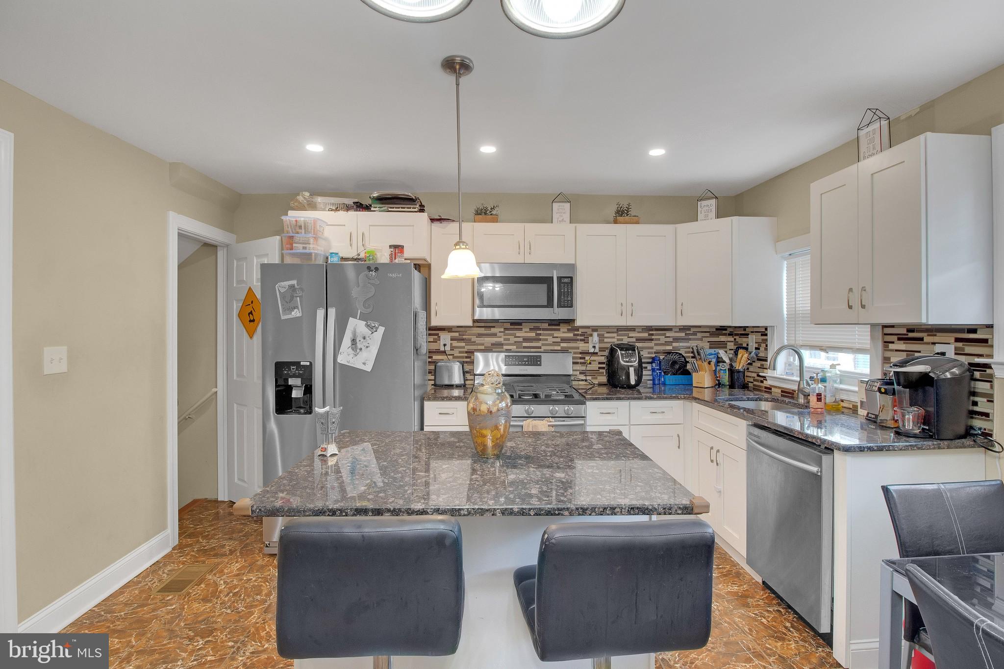 7110 Radbourne Road Upper Darby, PA 19082 - Photo 7 of 16