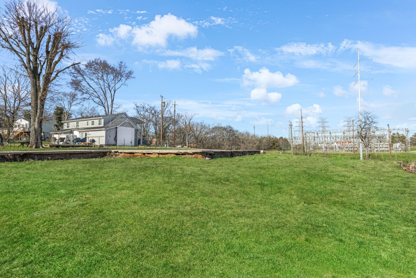 123 East Campbell Road Madison, TN 37115 - Photo 8 of 17 a view of large green field