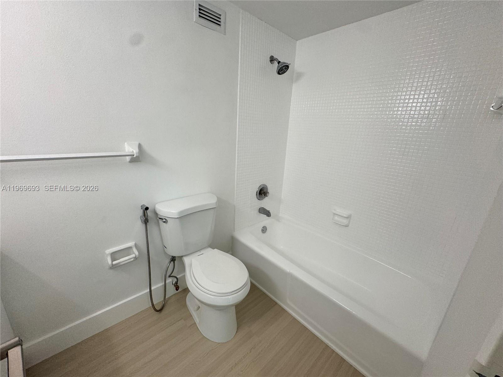 2899 Collins Avenue, Unit 740 Miami Beach, FL 33140 - Photo 7 of 32