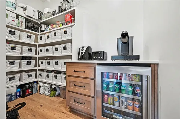 $2,250,000 | 15703 Dd Highway, Smithville, MO 64089