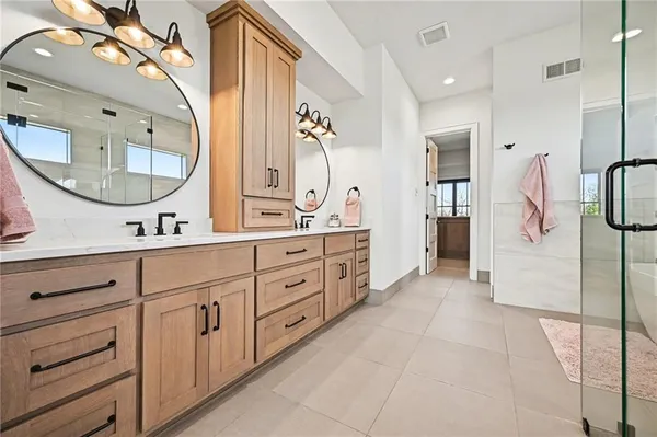 $2,250,000 | 15703 Dd Highway, Smithville, MO 64089