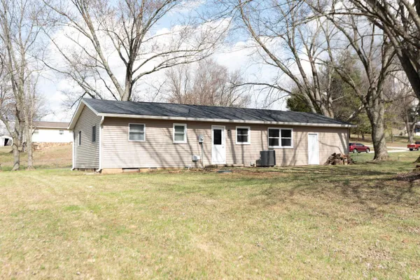 $199,900 | 324 Red Hill Addition, Springville, IN 47462