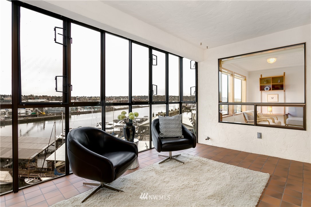 3100 West Commodore Way, Unit 308 Seattle, WA 98199 - Photo 11 of 25 Gallery Image 11