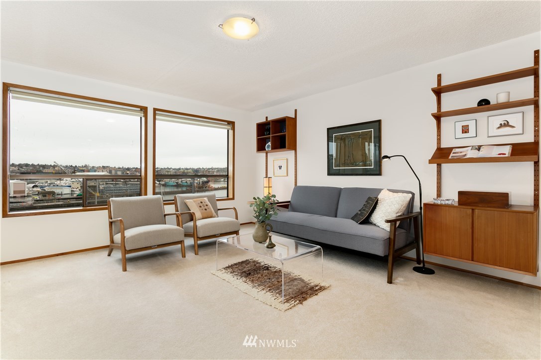 3100 West Commodore Way, Unit 308 Seattle, WA 98199 - Photo 3 of 25 Gallery Image 3