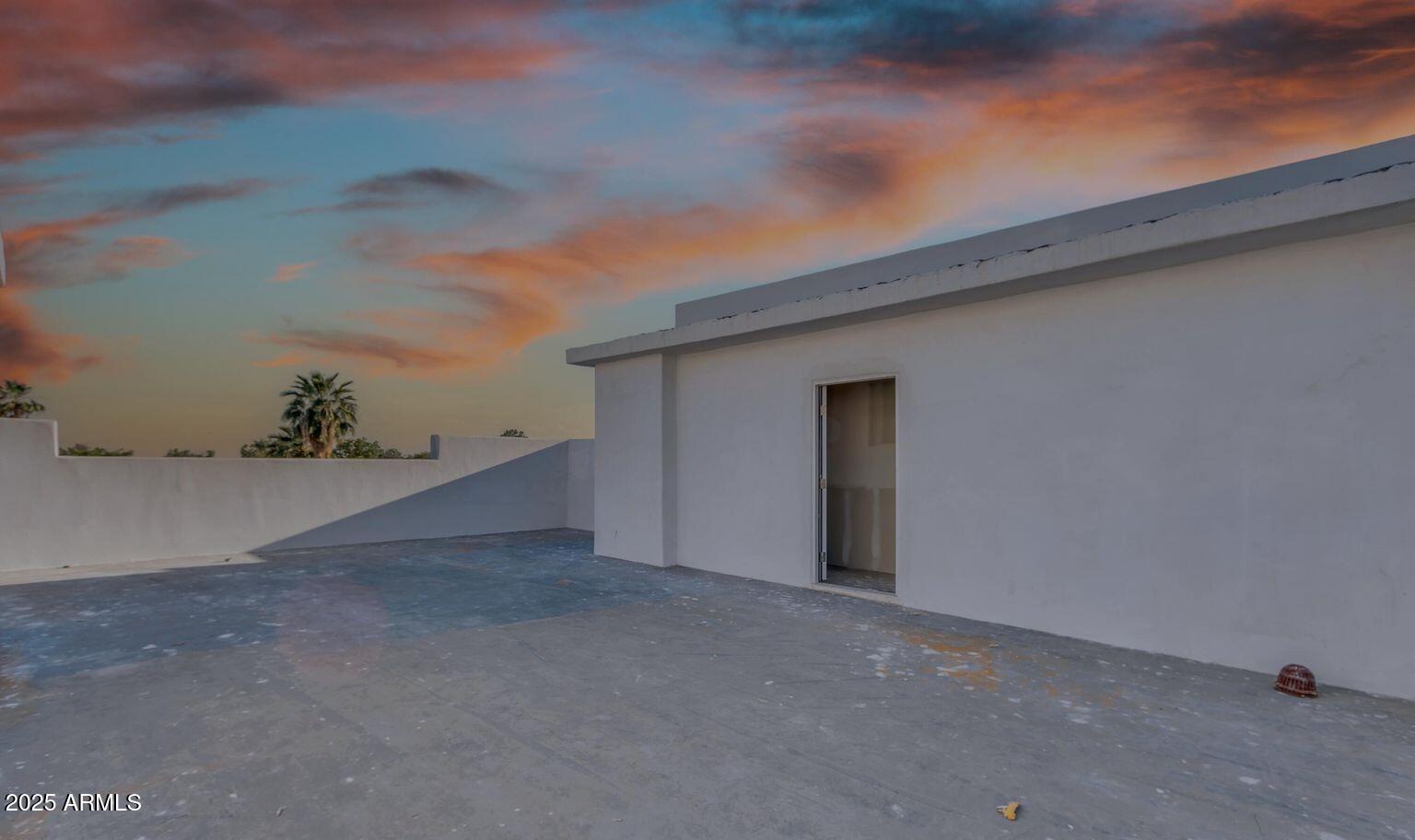 842 South Farmer Avenue Tempe, AZ 85281 - Photo 13 of 14 a view of a garage