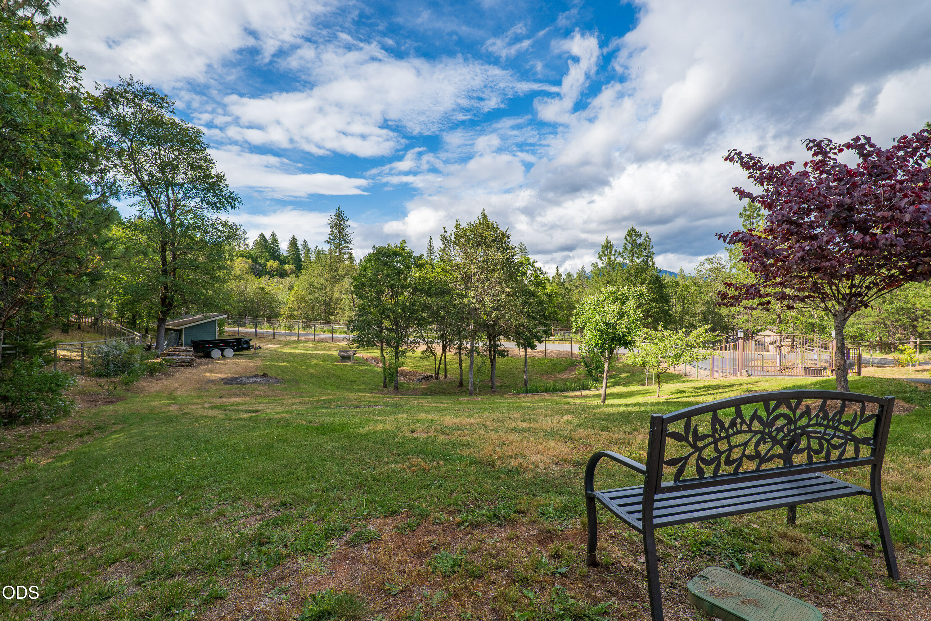 1321 Falcon Crest Lane Merlin, OR 97532 - Photo 51 of 57