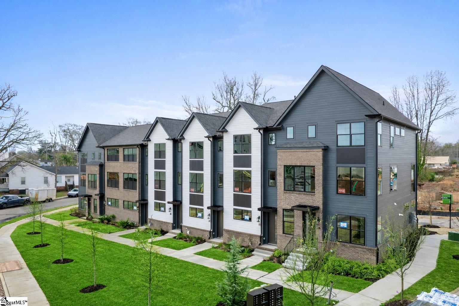 1305 Pendleton Street, Unit 18 Greenville, SC 29611 - Photo 15 of 33