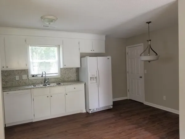 $1,600 | 148 Giles Drive, Goose Creek, SC 29445