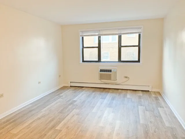 $1,745 | 309 Sherman Avenue, Unit 2A, Evanston, IL 60202