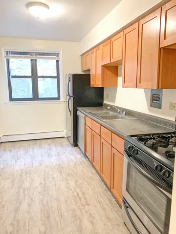 $1,745 | 309 Sherman Avenue, Unit 2A, Evanston, IL 60202