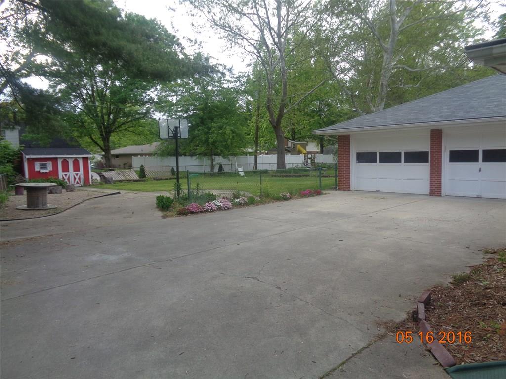 4102 Ridgeway Avenue Columbus, IN 47203 - Photo 17 of 18