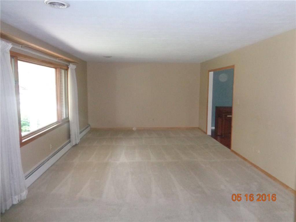 4102 Ridgeway Avenue Columbus, IN 47203 - Photo 6 of 18