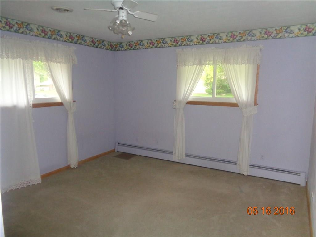 4102 Ridgeway Avenue Columbus, IN 47203 - Photo 9 of 18