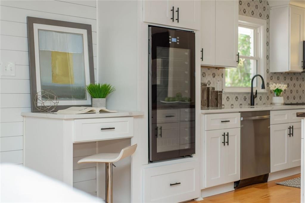 3365 Ardley Road Southwest Atlanta, GA 30311 - Photo 31 of 62 a bathroom with a sink vanity and mirror