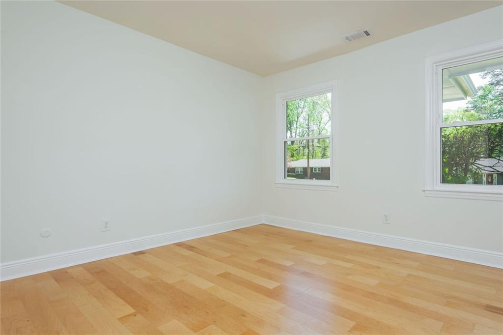 3365 Ardley Road Southwest Atlanta, GA 30311 - Photo 35 of 62 an empty room with a window