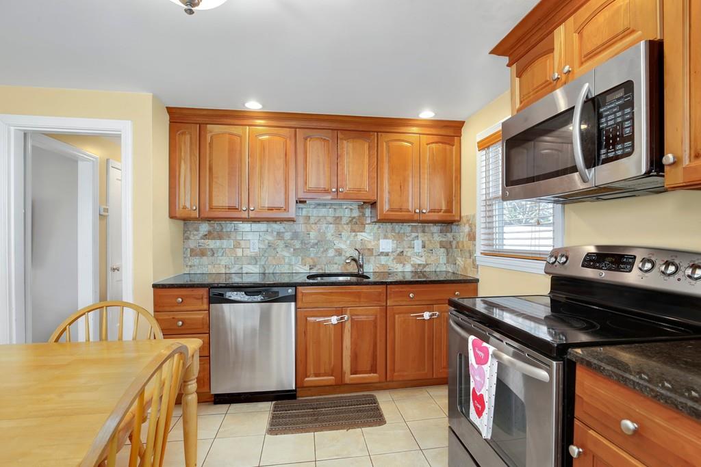 134 Orvis Road Revere, MA 02151 - Photo 10 of 24 Gallery Image 10