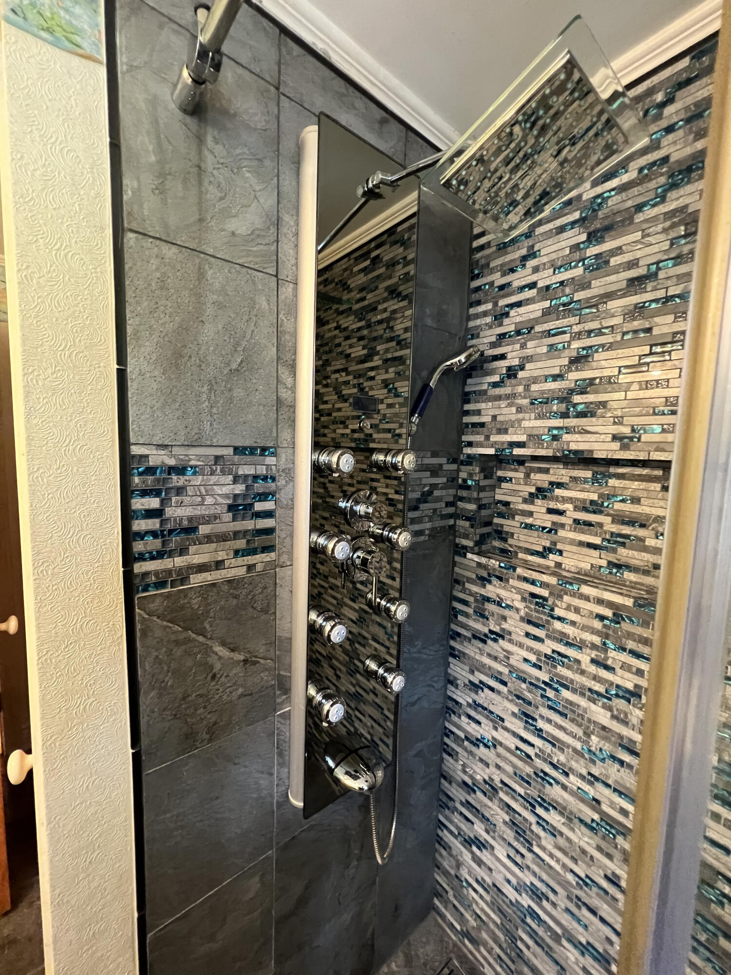 107 Rabbit Farm Road Warren, ME 04864 - Photo 26 of 57 Shower2