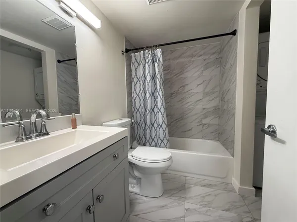 $2,600 | 11800 Southwest 18th Street, Unit 4104, Miami, FL 33175