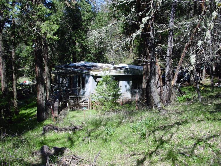 7222 Hugo Road Grants Pass, OR 97526 - Photo 2 of 10 Additional Photo