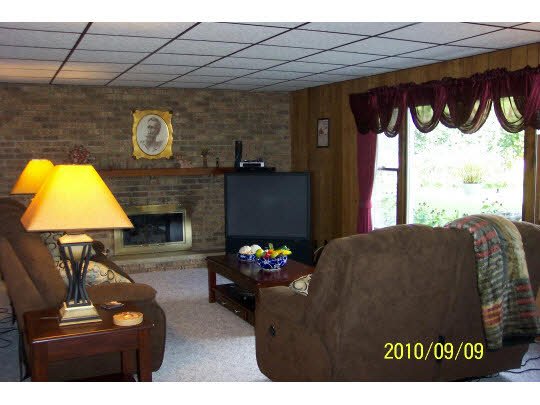 311 Wood Road Rockford, IL 61107 - Photo 5 of 11 Gallery Image 5