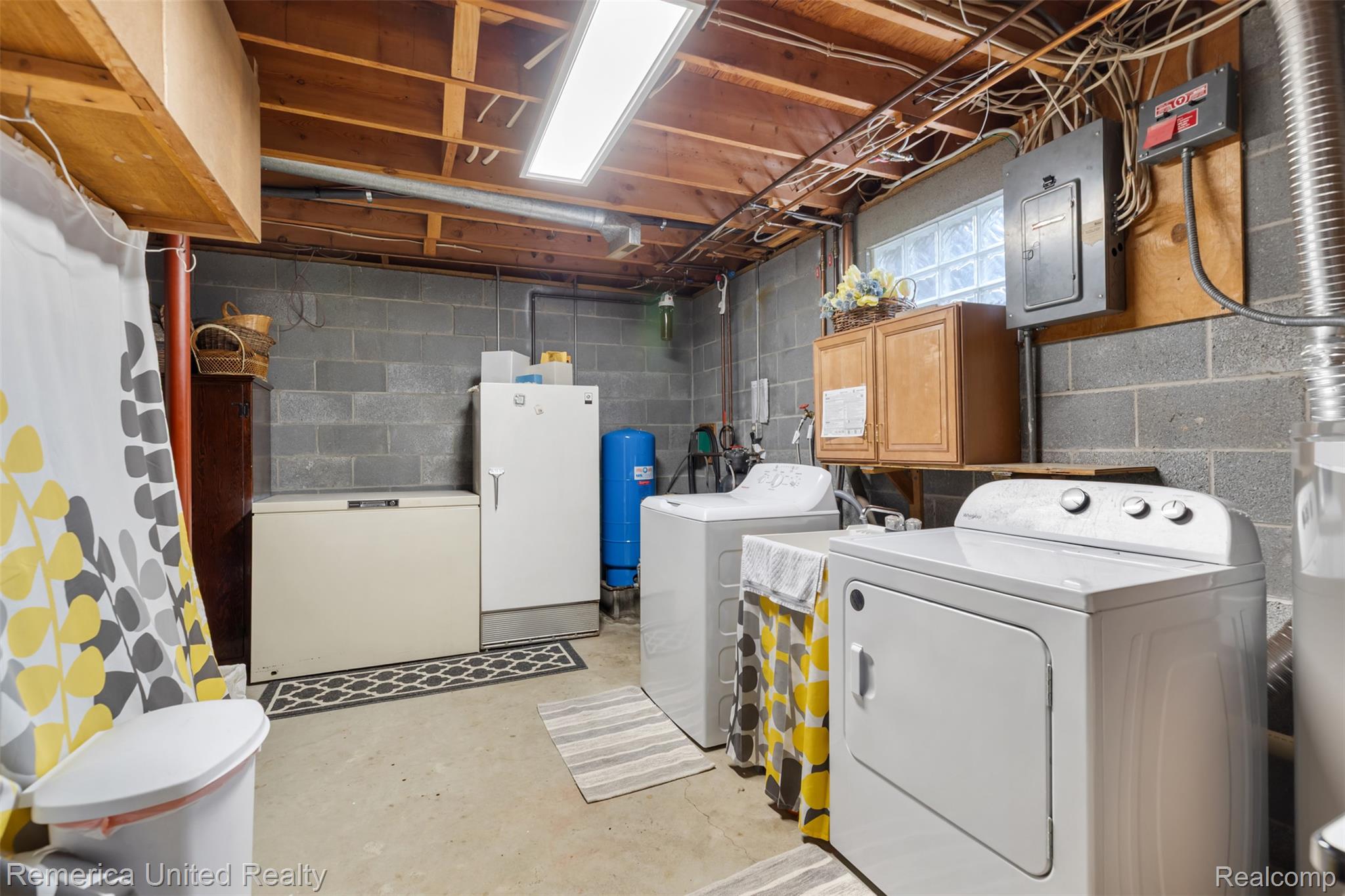 8763 Bishop Road Brighton, MI 48116 - Photo 23 of 28