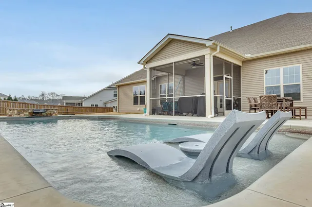 $849,000 | 239 Scotts Bluff Drive, Simpsonville, SC 29681