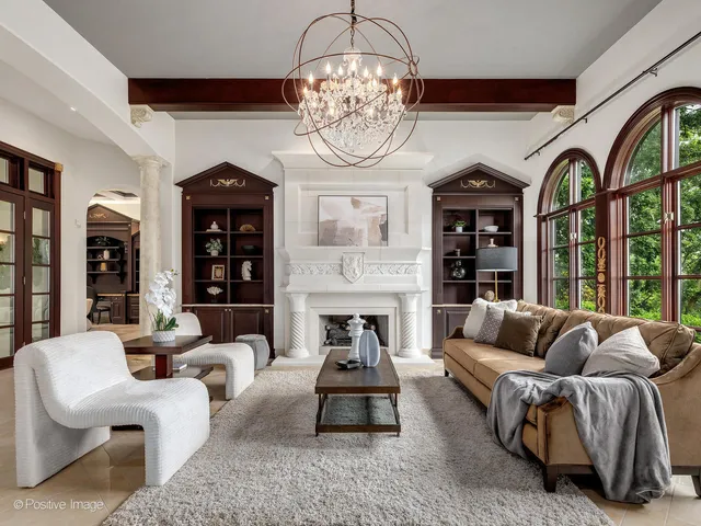 $2,500,000 | 11315 77th Street, Burr Ridge, IL 60527