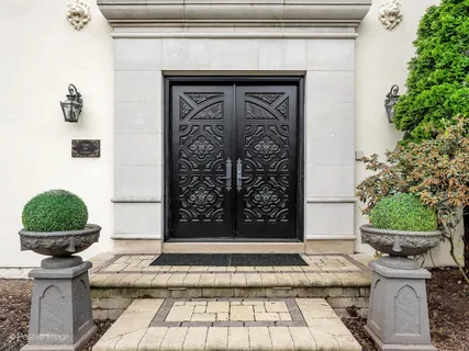 $2,500,000 | 11315 77th Street, Burr Ridge, IL 60527