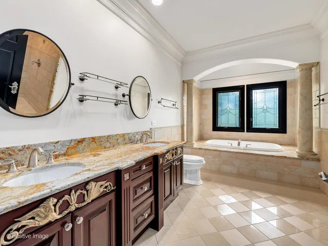 $2,500,000 | 11315 77th Street, Burr Ridge, IL 60527