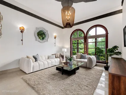 $2,500,000 | 11315 77th Street, Burr Ridge, IL 60527