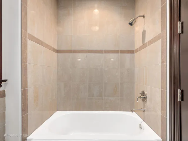 $2,500,000 | 11315 77th Street, Burr Ridge, IL 60527