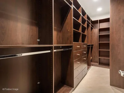 $2,500,000 | 11315 77th Street, Burr Ridge, IL 60527