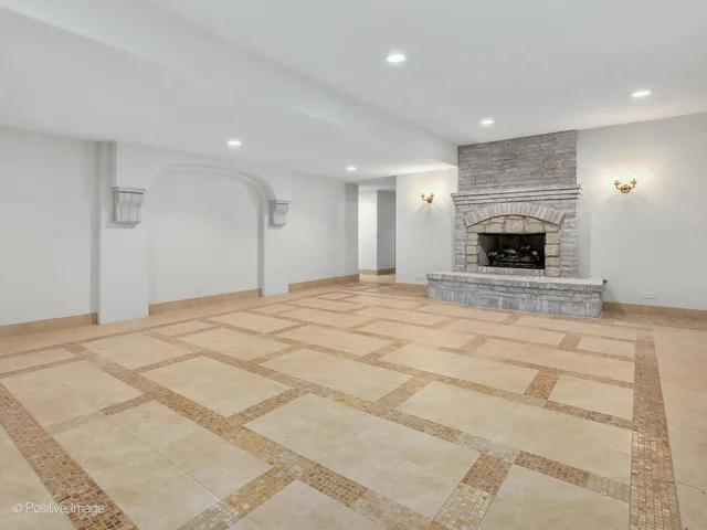 $2,500,000 | 11315 77th Street, Burr Ridge, IL 60527