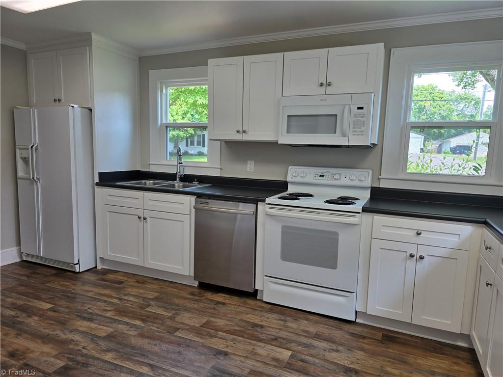 198 Spring Street Mocksville, NC 27028 - Photo 7 of 22