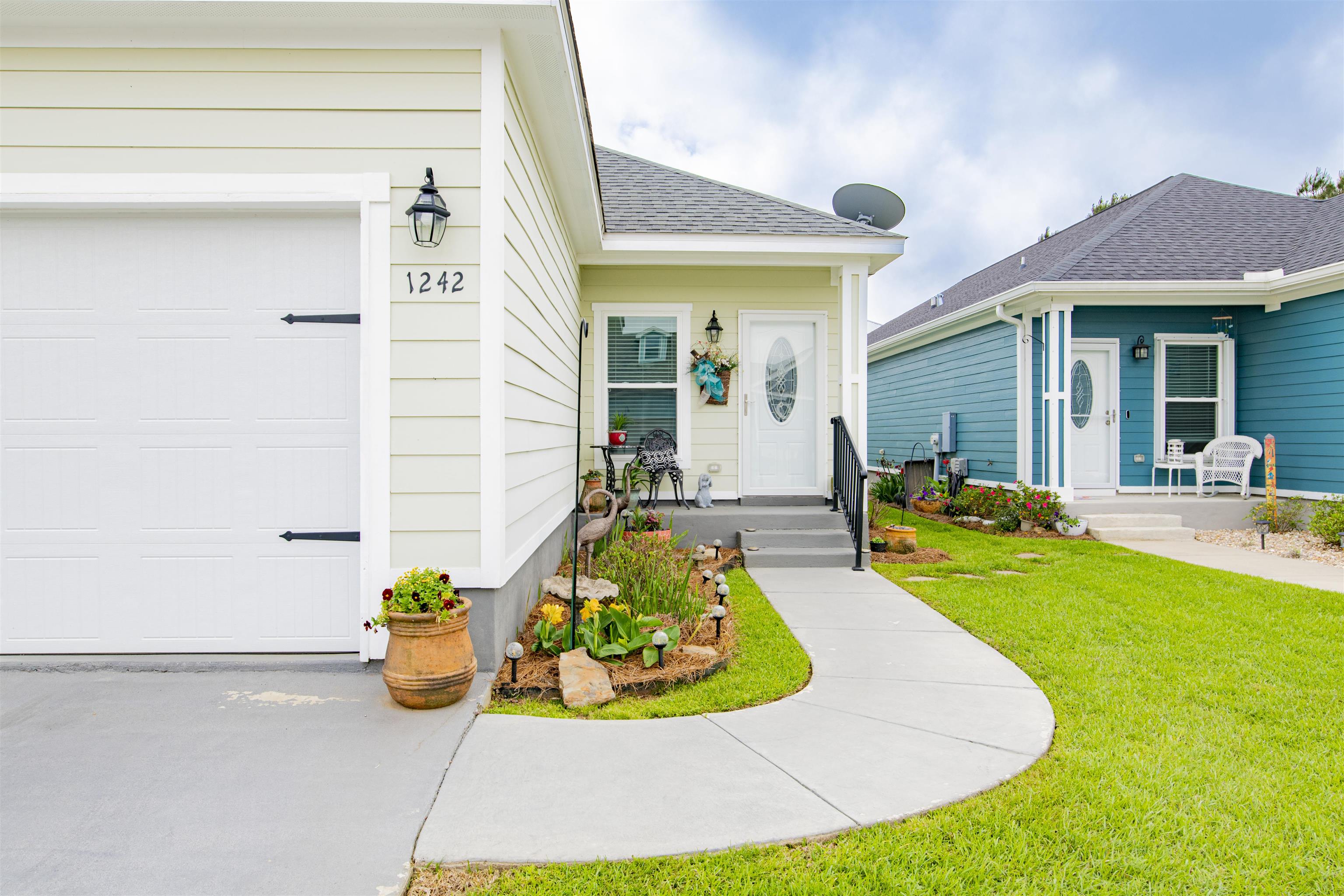 1242 Primrose Lane Foley, AL 36535 - Photo 4 of 27