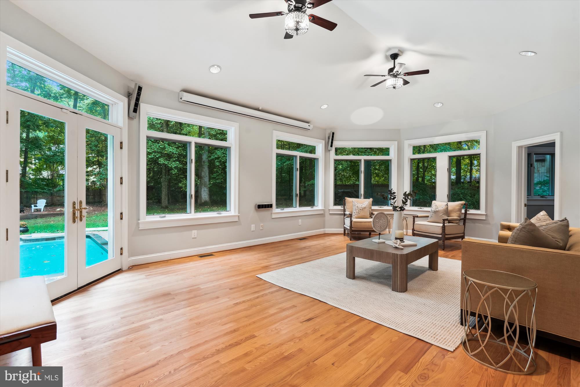 2559 Five Oaks Road Vienna, VA 22181 - Photo 15 of 55 a living room with furniture and a large window