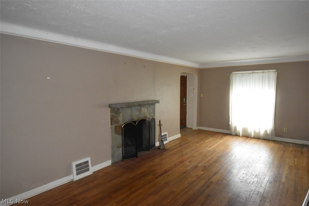 4403 Neville Road Cleveland, OH 44121 - Photo 7 of 26