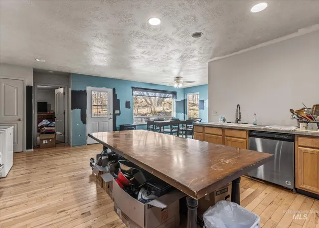 $549,900 | 1331 John Day Highway, Vale, OR 97918