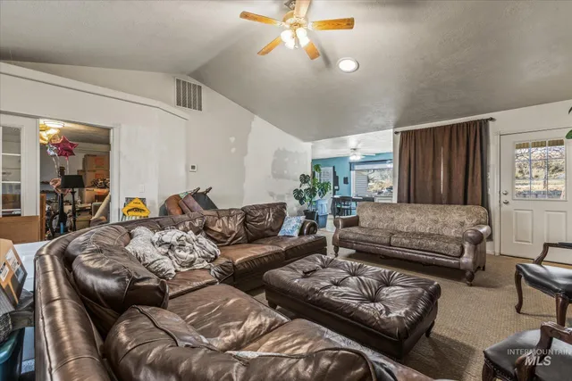 $549,900 | 1331 John Day Highway, Vale, OR 97918